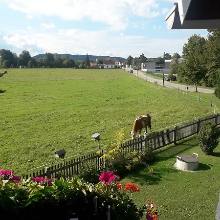 Gaestehaus Reisacher - Mehrbettzimmer Apartment *